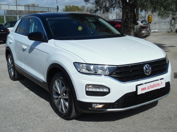 VOLKSWAGEN T-ROC Auto