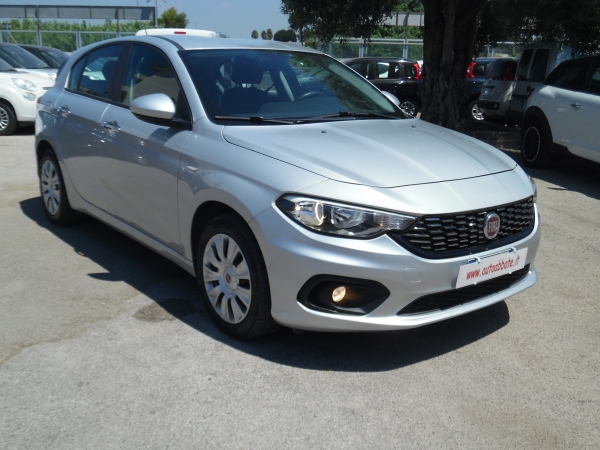 Fiat Tipo Auto